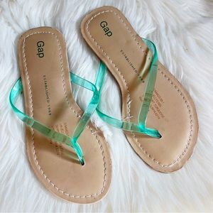 ♥️ FREE With Any Purchase Gap Jelly Flip Flops